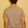 бежевая футболка с v-образным вырезом - Фото №1